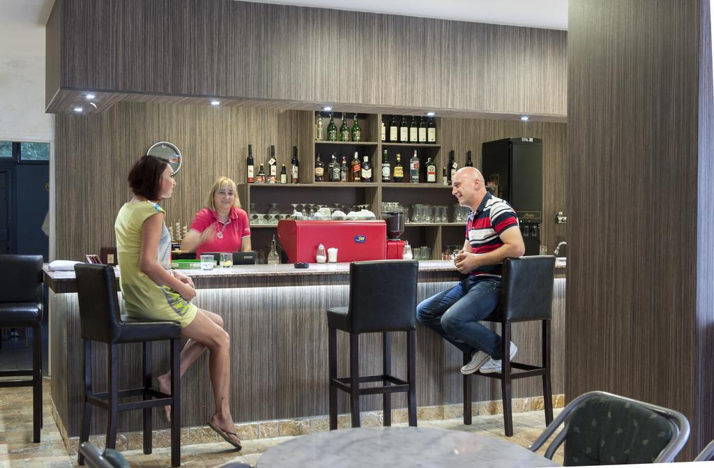 Htp Velika Plaza Ulcinj Hotel Phòng bức ảnh