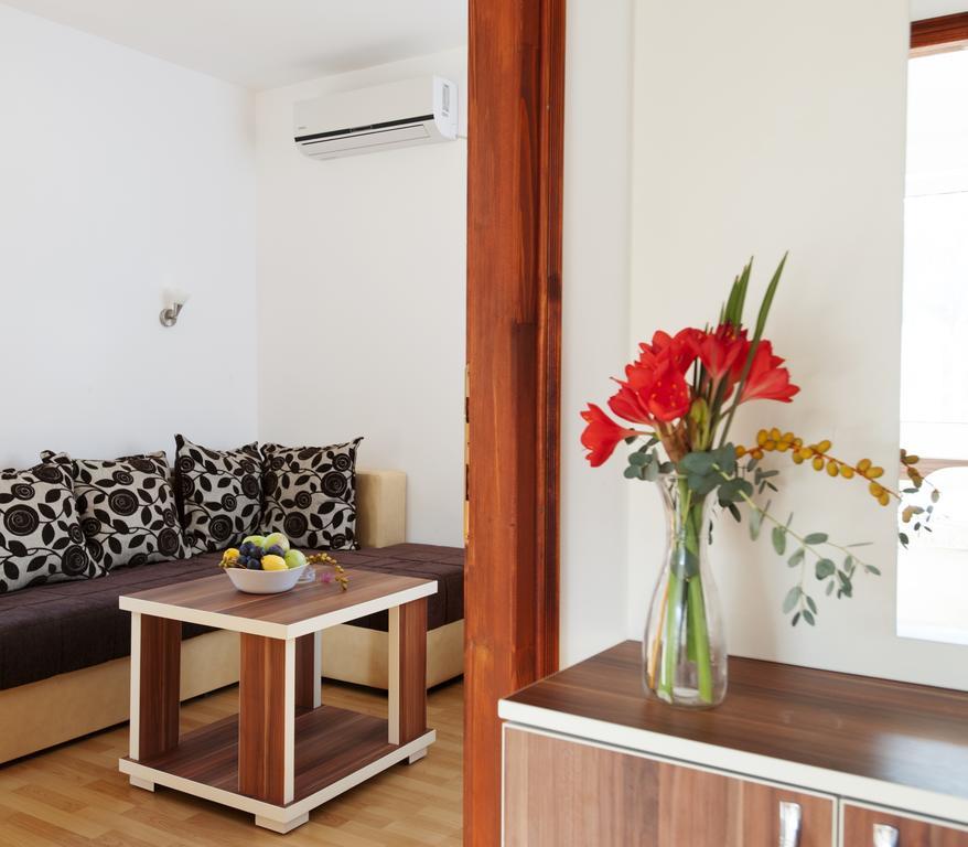 Htp Velika Plaza Ulcinj Hotel Phòng bức ảnh