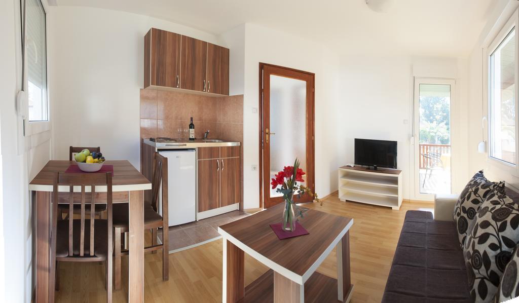 Htp Velika Plaza Ulcinj Hotel Phòng bức ảnh